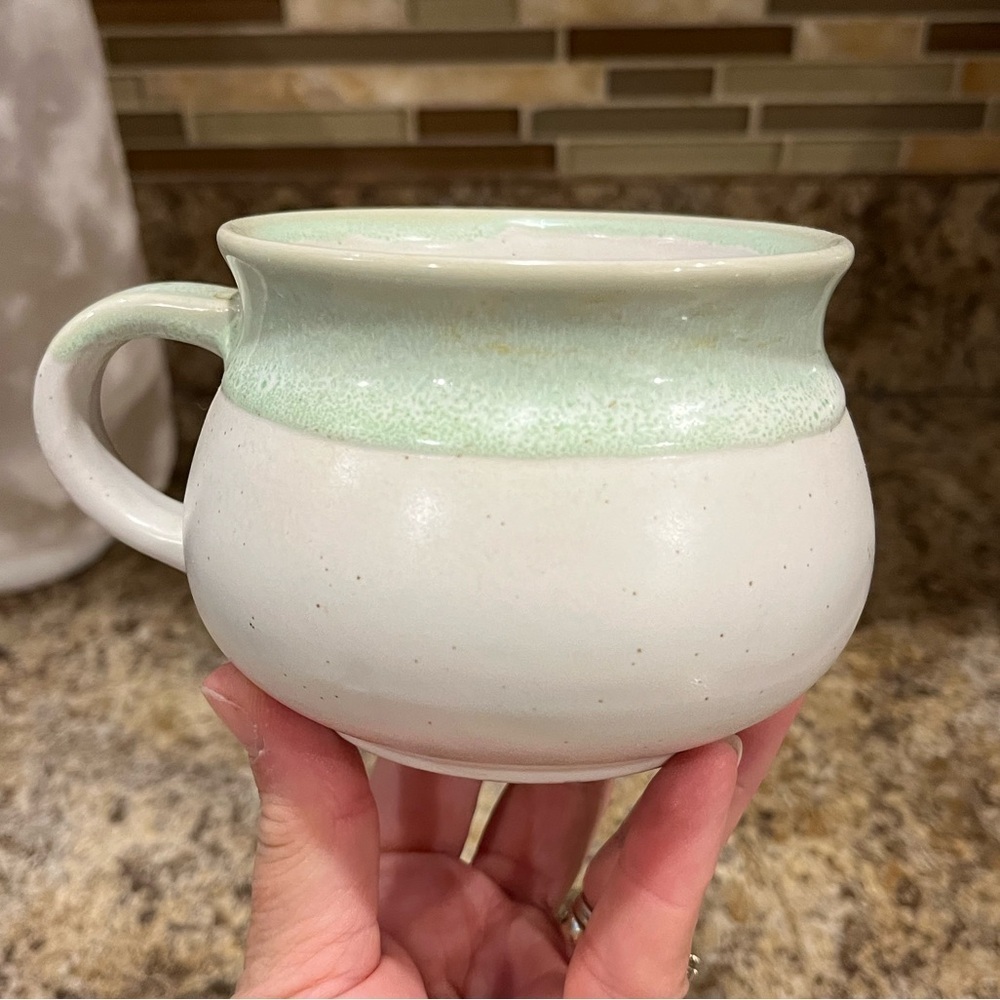 Sabina White and Light Green Mug Made in Korea 12 oz. - Picture 8 of 11
